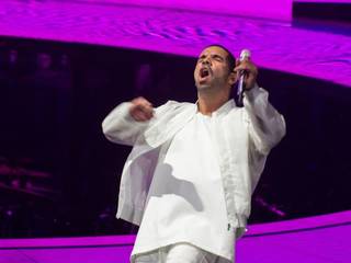 What’s Hot: POW! Diddy punches Drakes lights out!